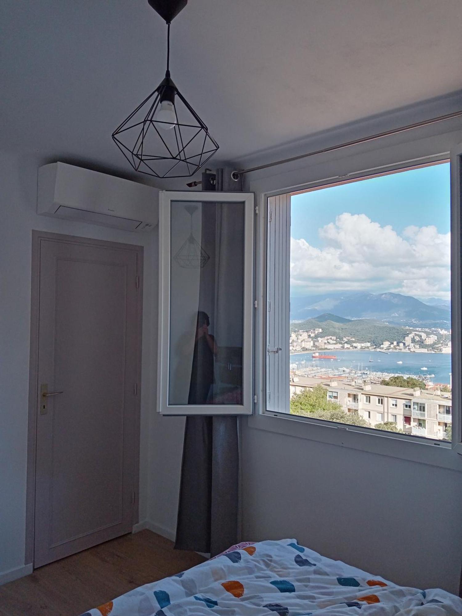 Apartment Lumineux Vue Panoramique Ajaccio (Corsica)